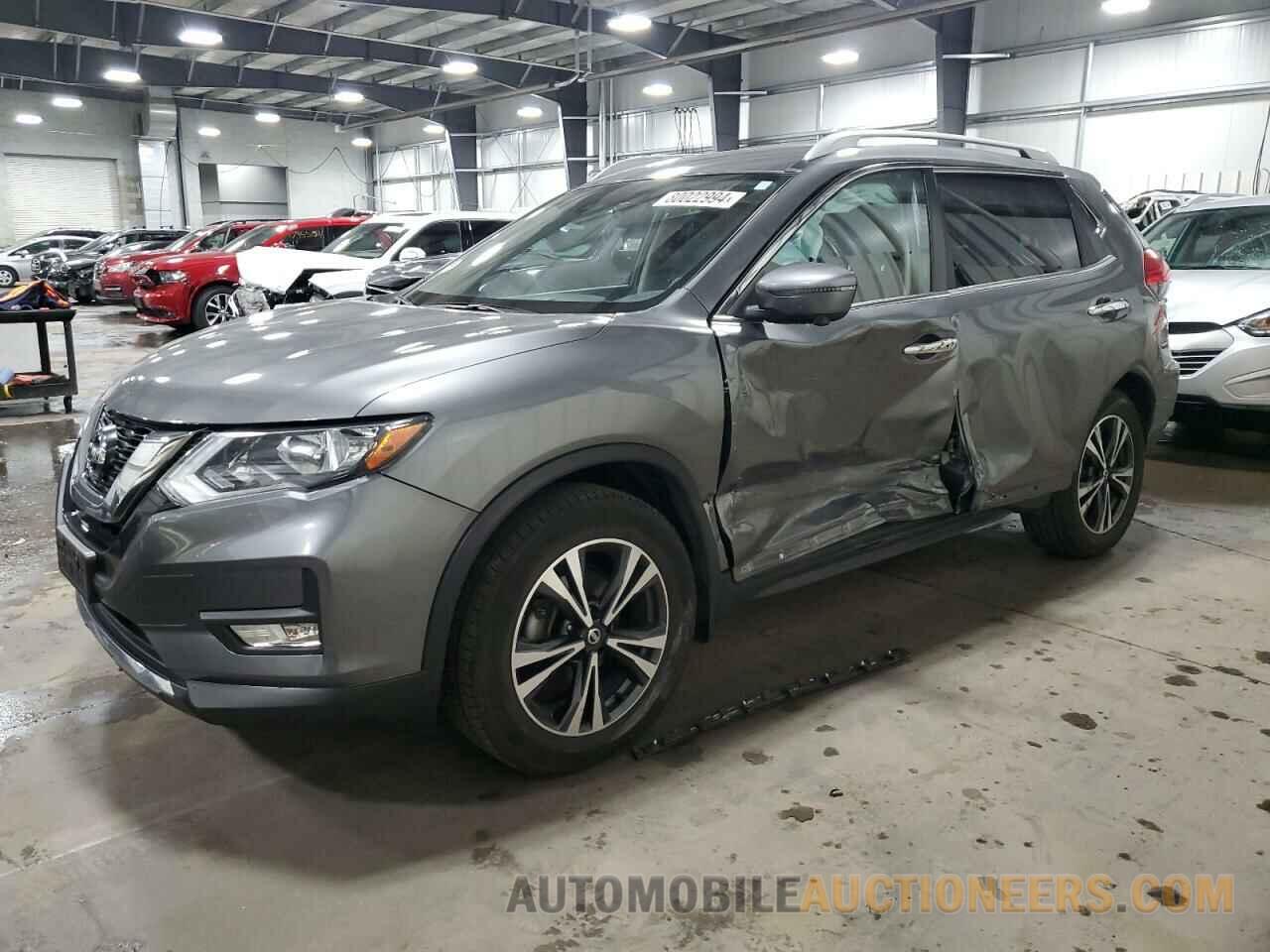 JN8AT2MT3HW146966 NISSAN ROGUE 2017