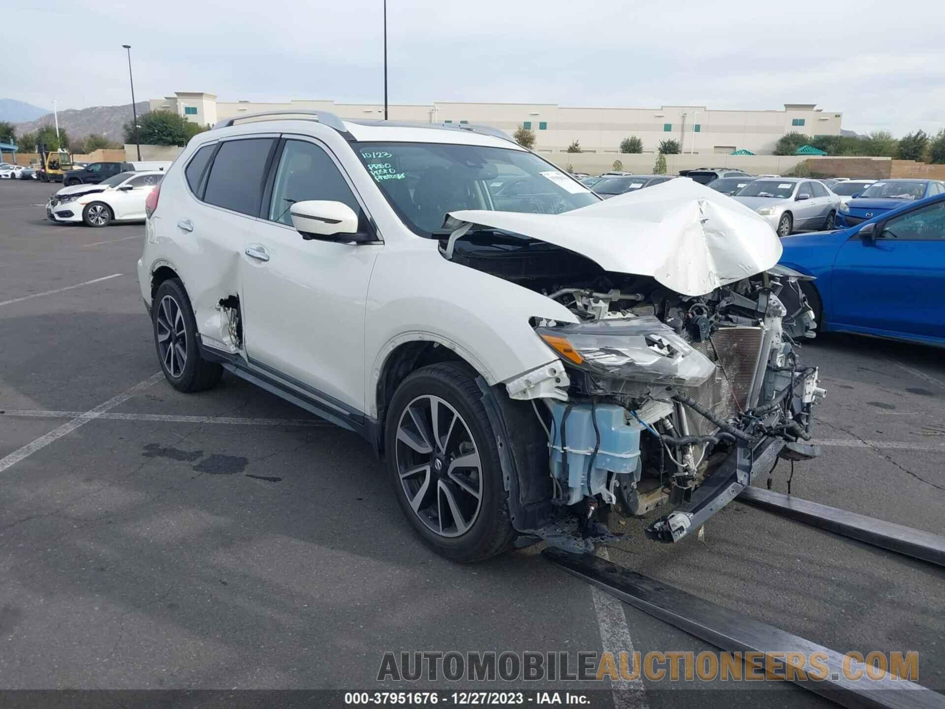 JN8AT2MT4JW464049 NISSAN ROGUE 2018