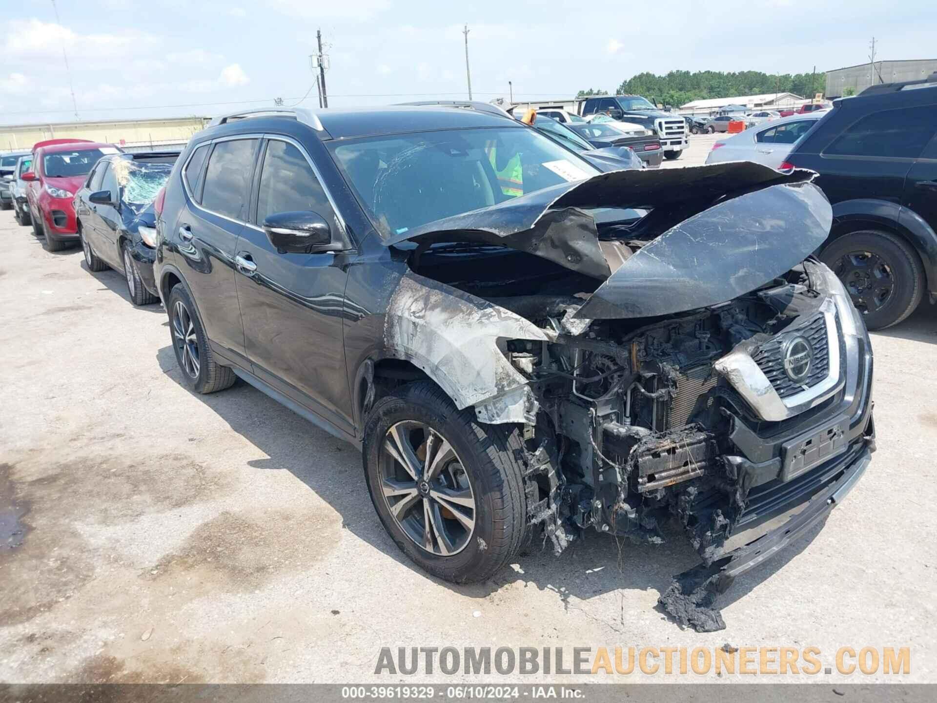 JN8AT2MT4LW015358 NISSAN ROGUE 2020