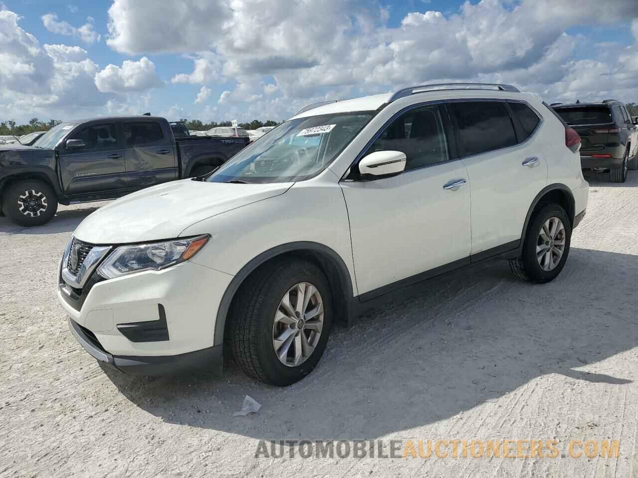 JN8AT2MT5JW470376 NISSAN ROGUE 2018