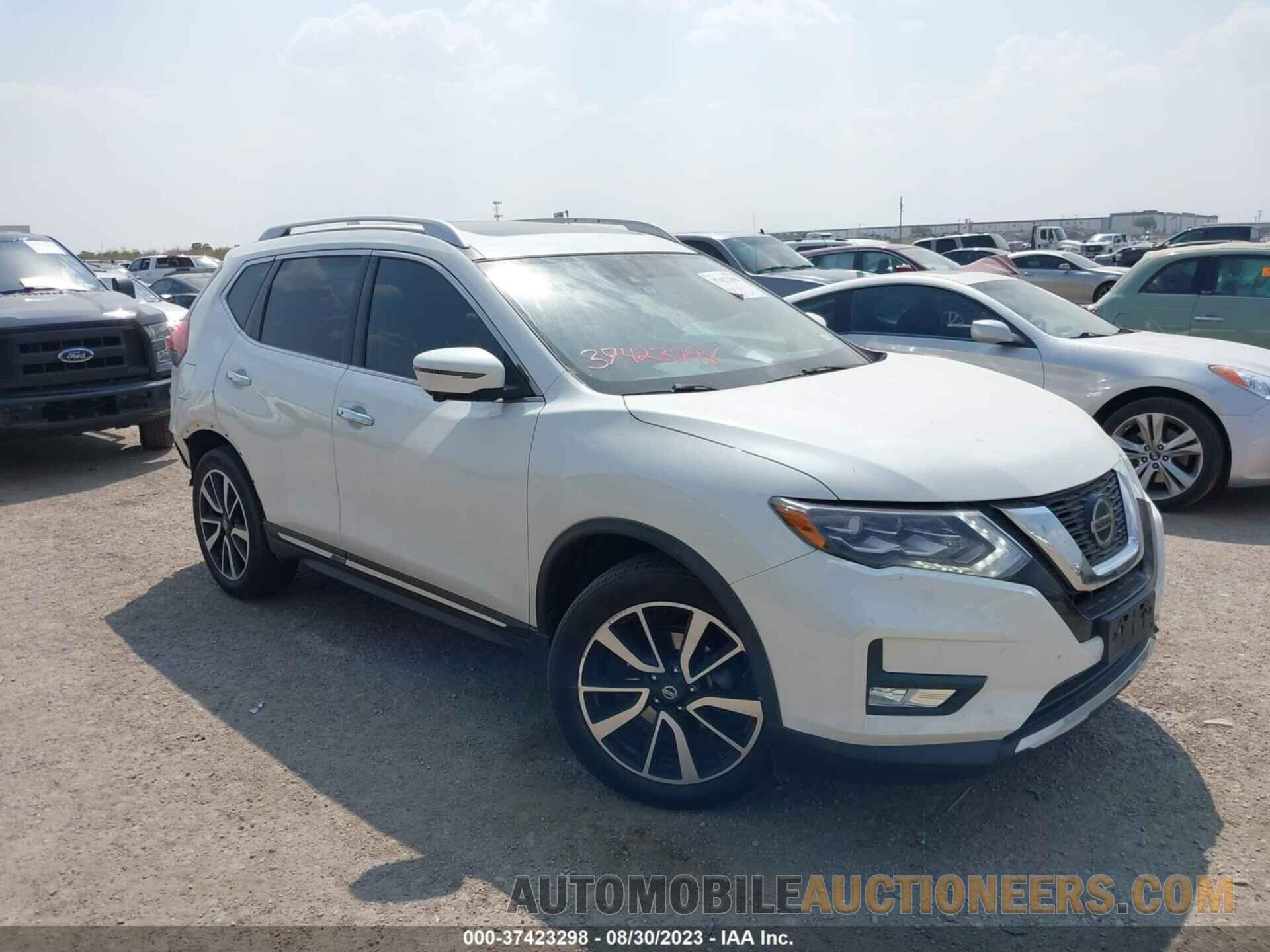 JN8AT2MT5JW470619 NISSAN ROGUE 2018