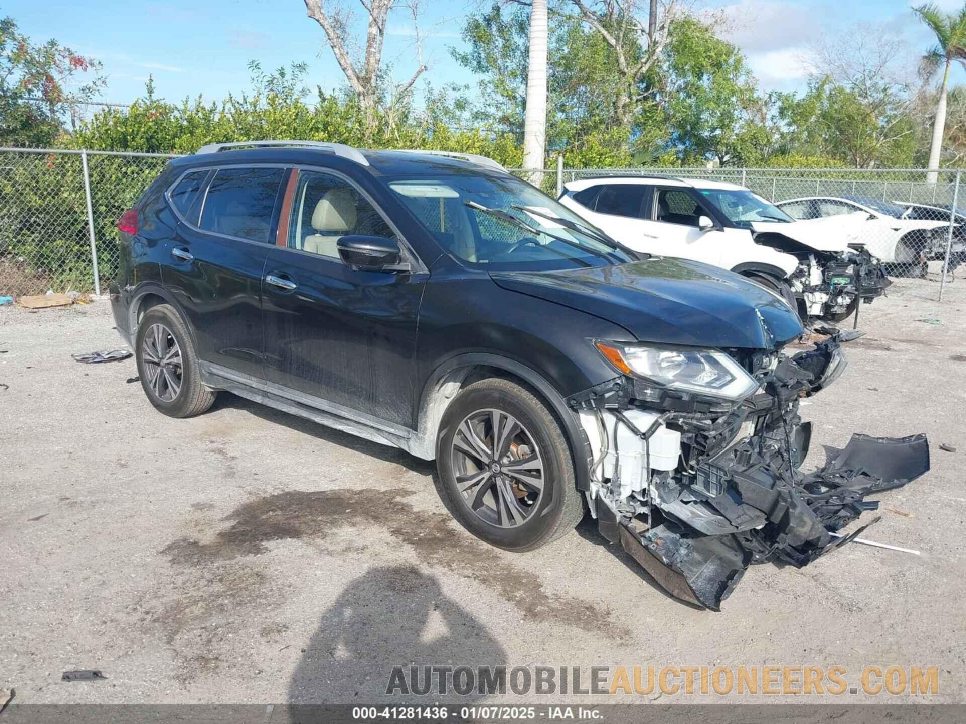 JN8AT2MT6HW392443 NISSAN ROGUE 2017