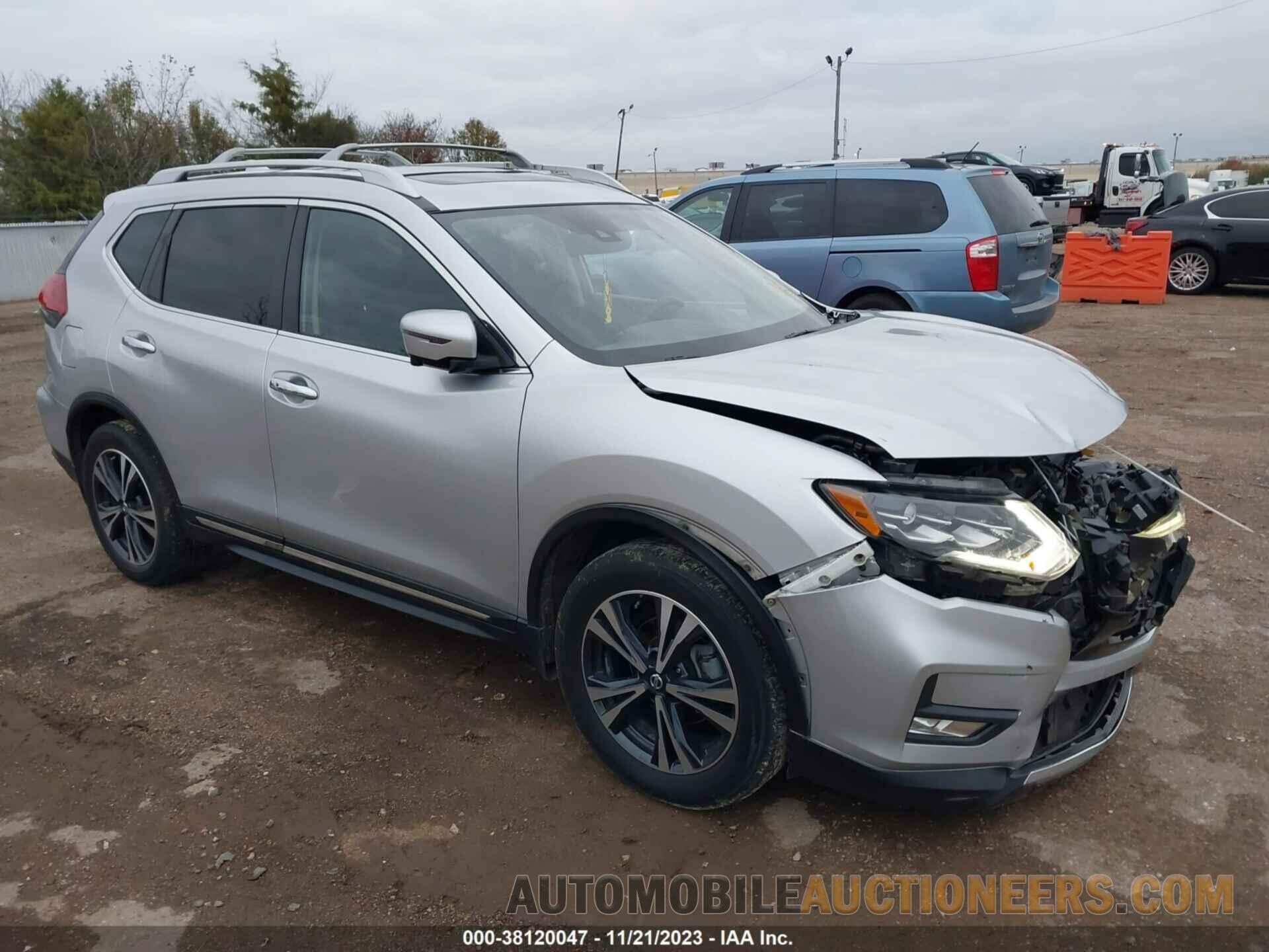 JN8AT2MT8JW453555 NISSAN ROGUE 2018