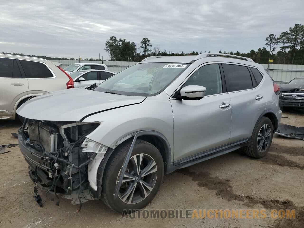 JN8AT2MT8JW462613 NISSAN ROGUE 2018