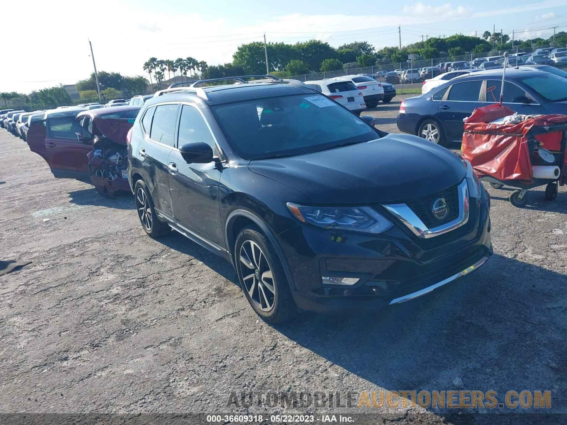 JN8AT2MTXJW456263 NISSAN ROGUE 2018