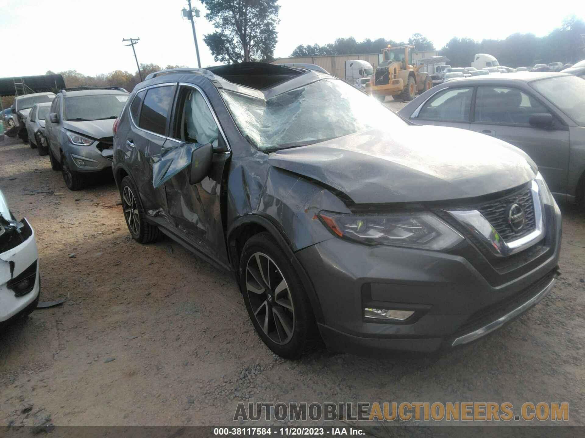 JN8AT2MTXJW468428 NISSAN ROGUE 2018