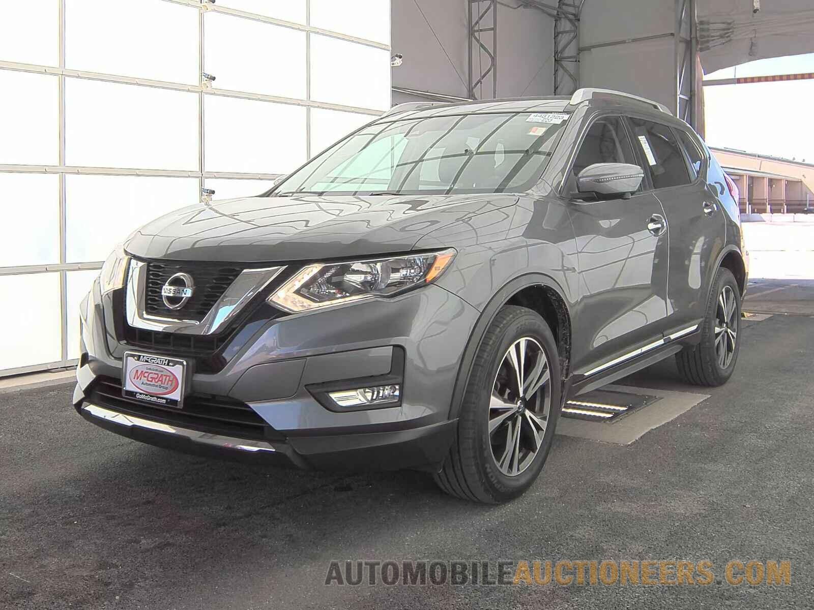 JN8AT2MV0HW018296 Nissan Rogue 2017