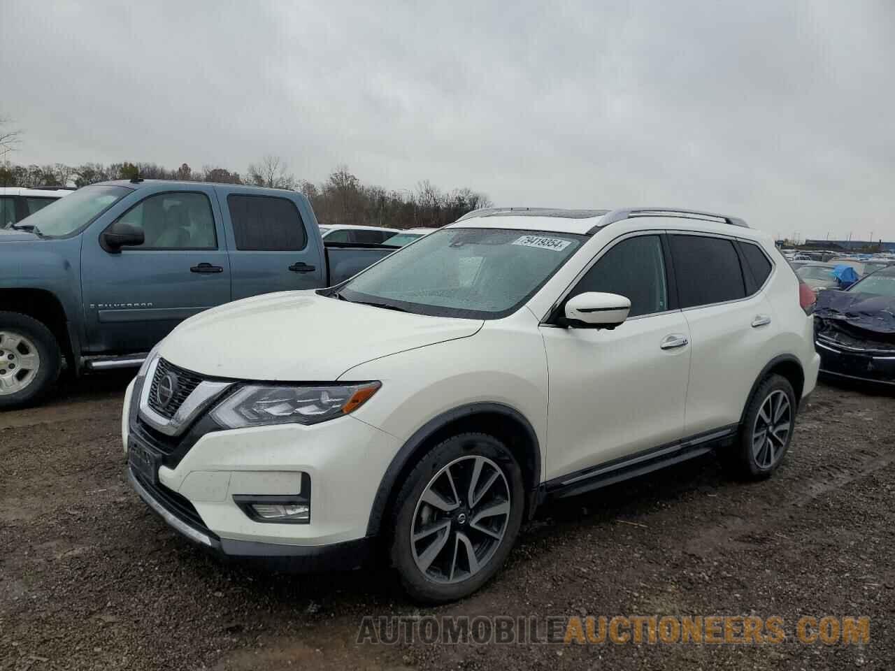 JN8AT2MV1JW319682 NISSAN ROGUE 2018