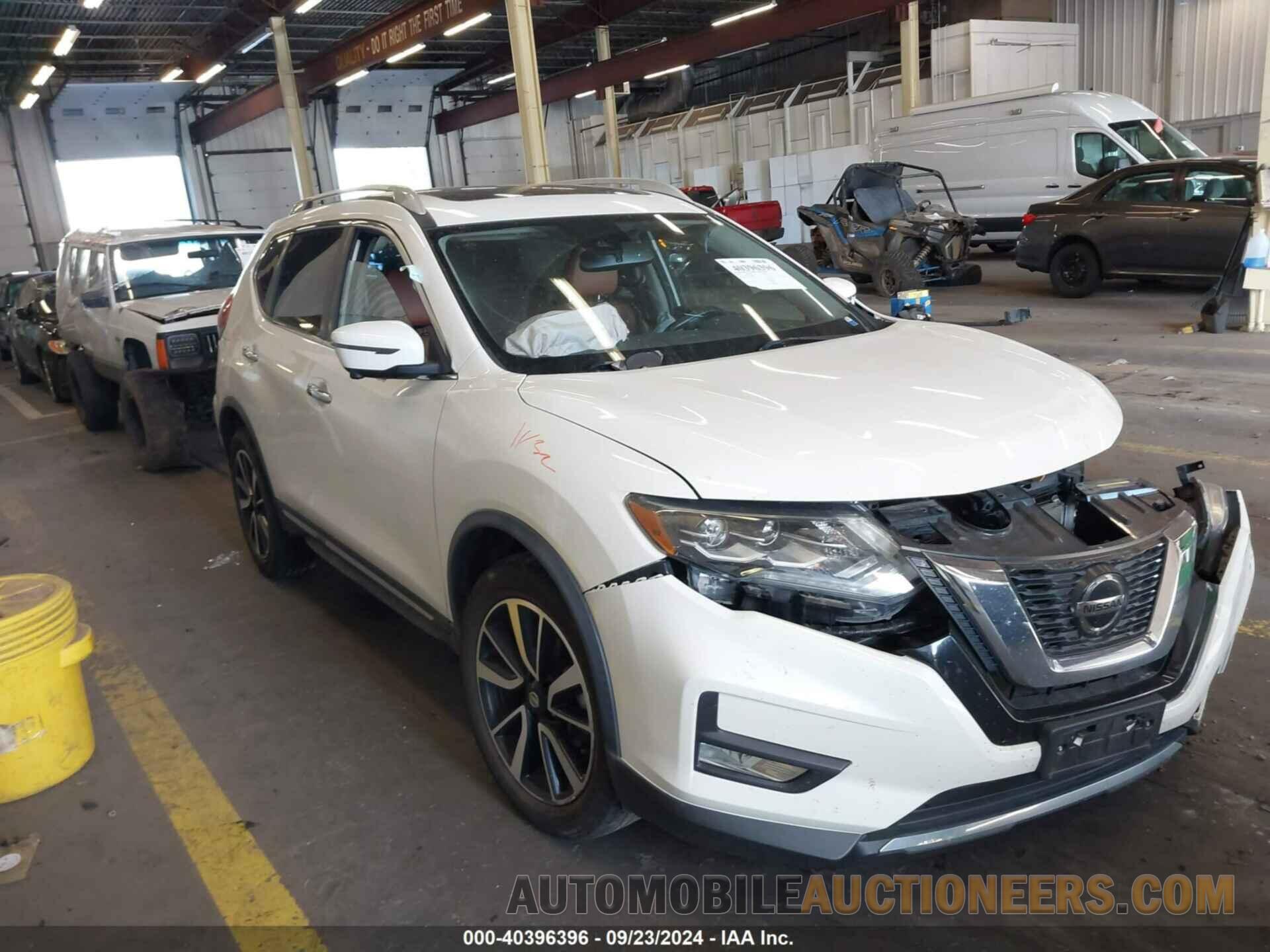 JN8AT2MV1JW324803 NISSAN ROGUE 2018