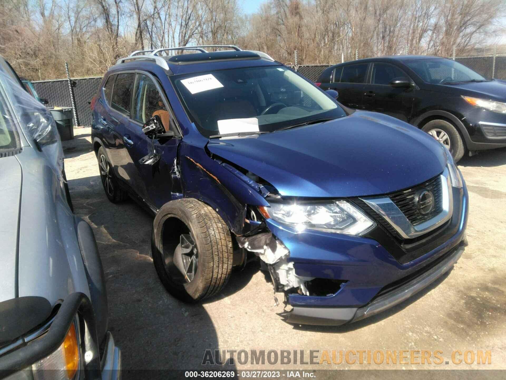 JN8AT2MV2JW352450 NISSAN ROGUE 2018