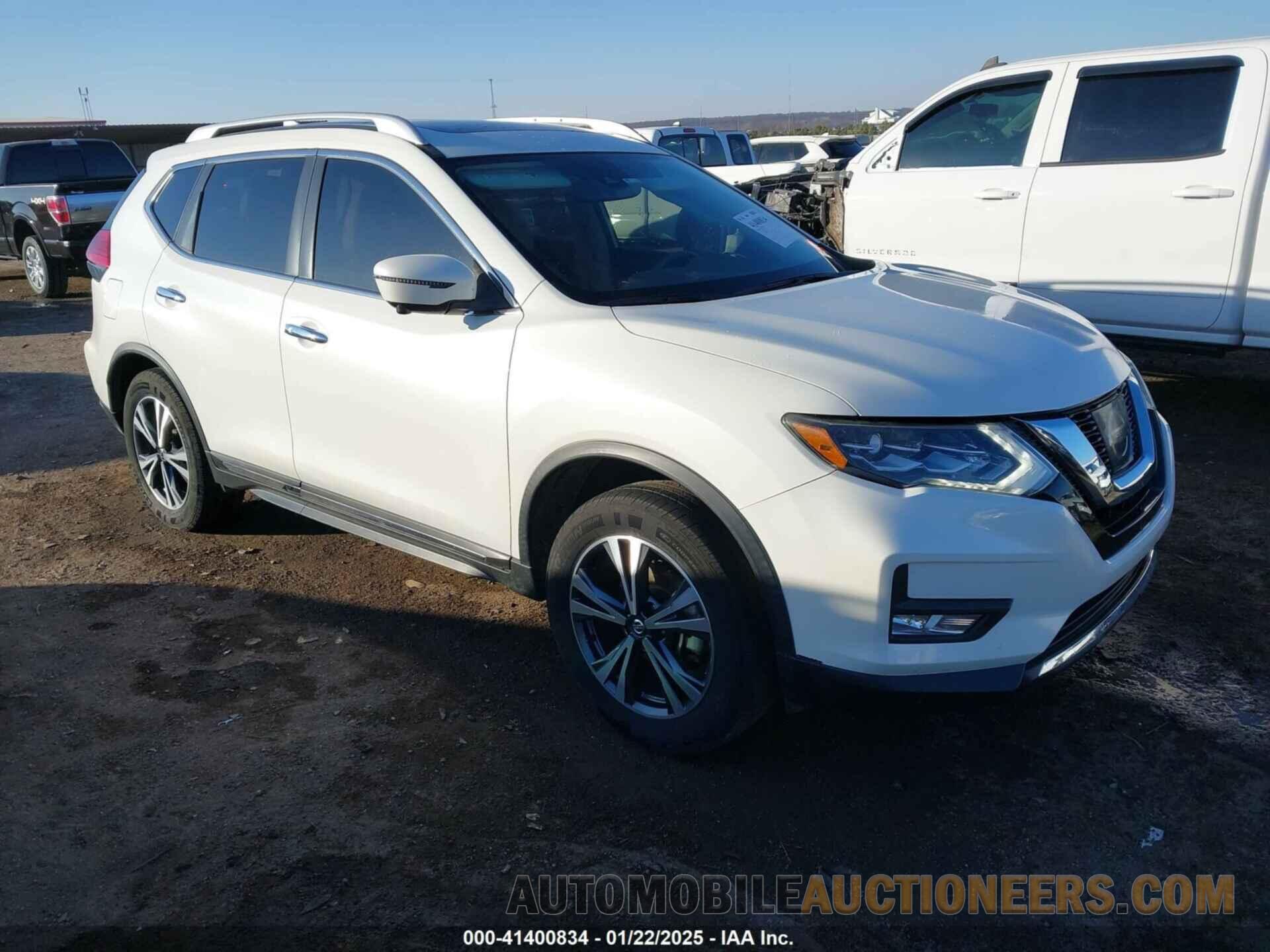 JN8AT2MV3HW258183 NISSAN ROGUE 2017