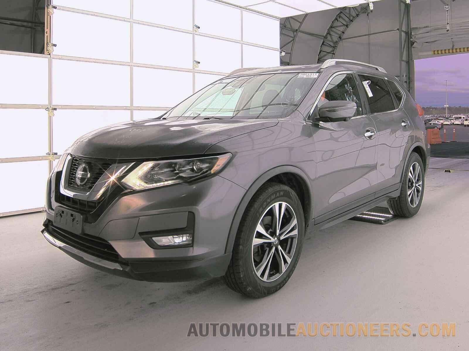 JN8AT2MV3JW303063 Nissan Rogue 2018