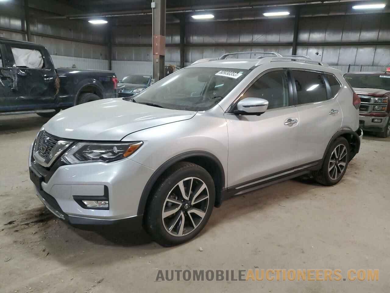 JN8AT2MV3JW306061 NISSAN ROGUE 2018