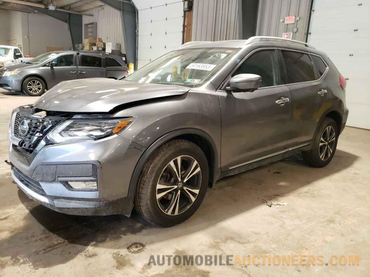 JN8AT2MV3JW316704 NISSAN ROGUE 2018