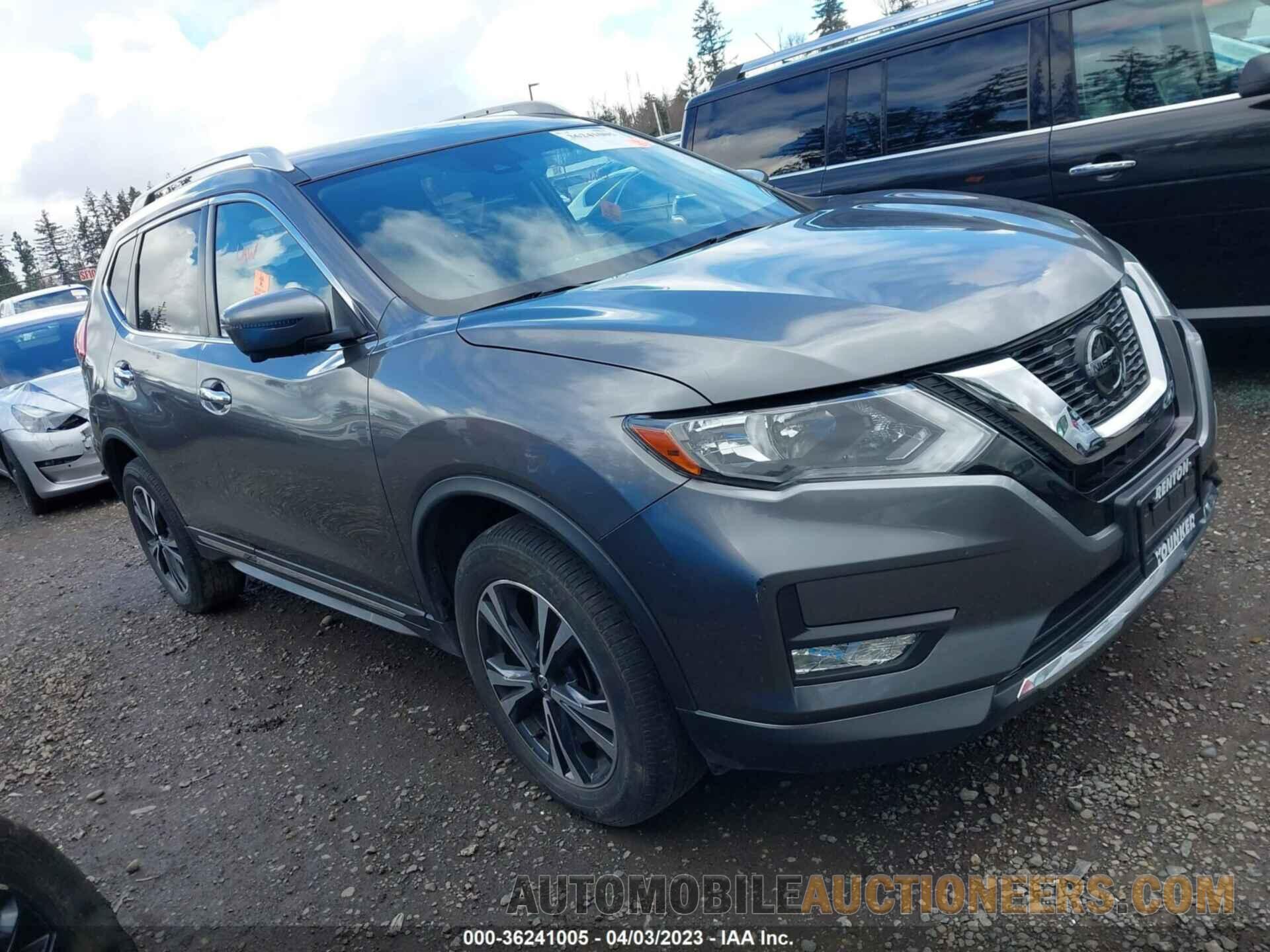 JN8AT2MV3JW318422 NISSAN ROGUE 2018