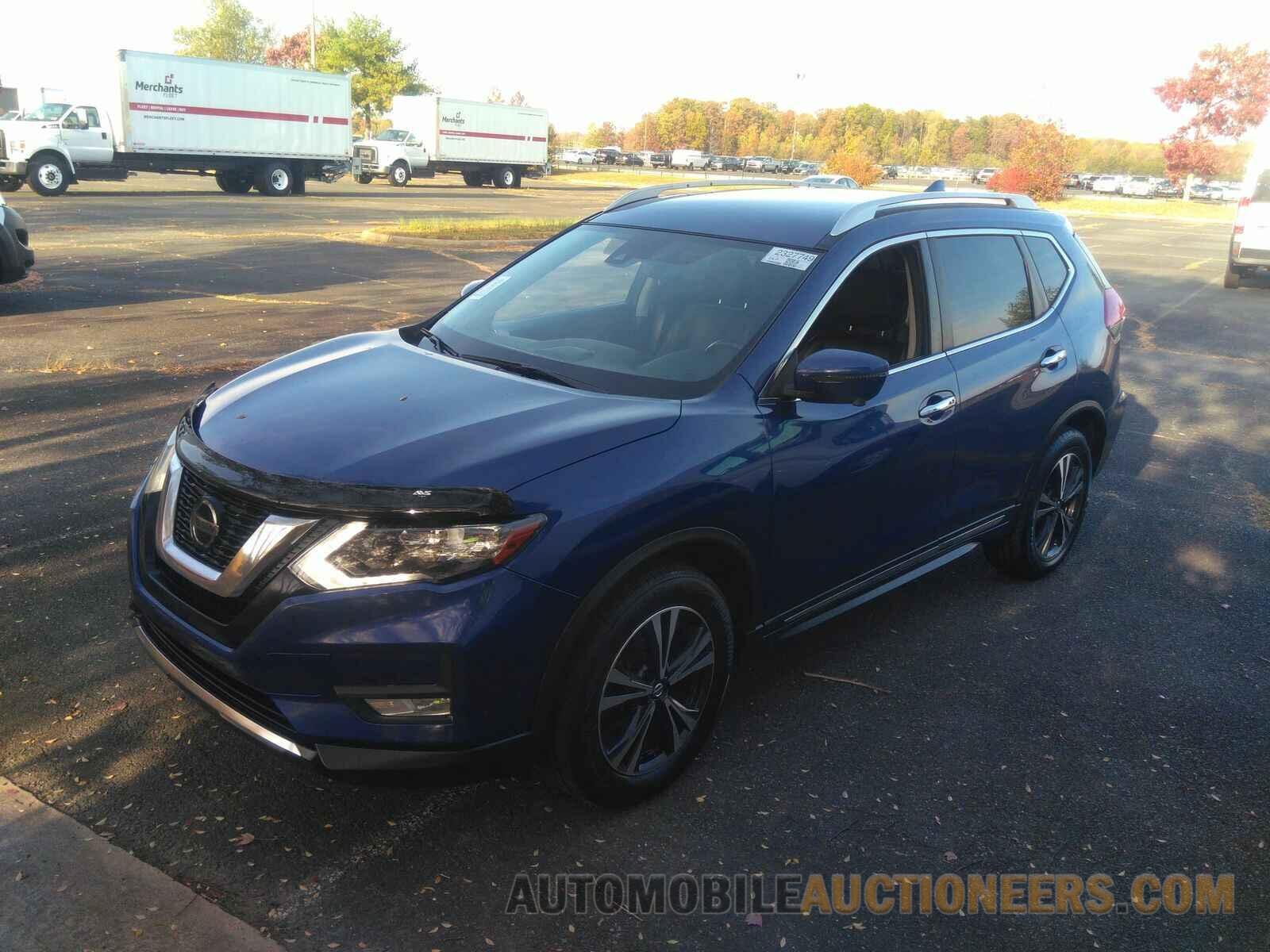 JN8AT2MV3JW318677 Nissan Rogue 2018