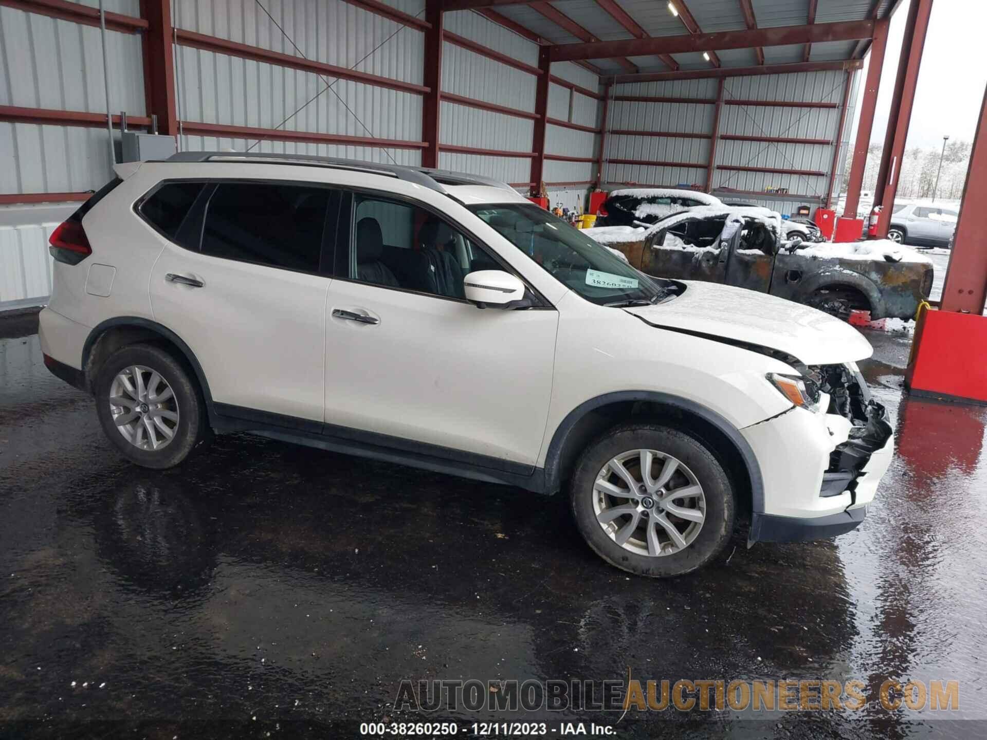 JN8AT2MV4JW306960 NISSAN ROGUE 2018