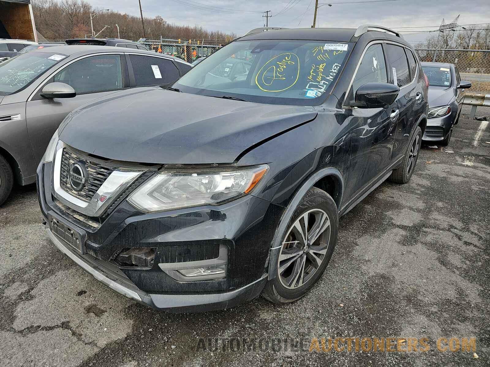 JN8AT2MV4KW394135 Nissan Rogue 2019