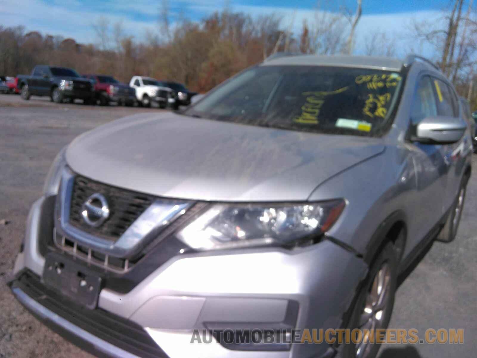 JN8AT2MV5HW002773 Nissan Rogue 2017