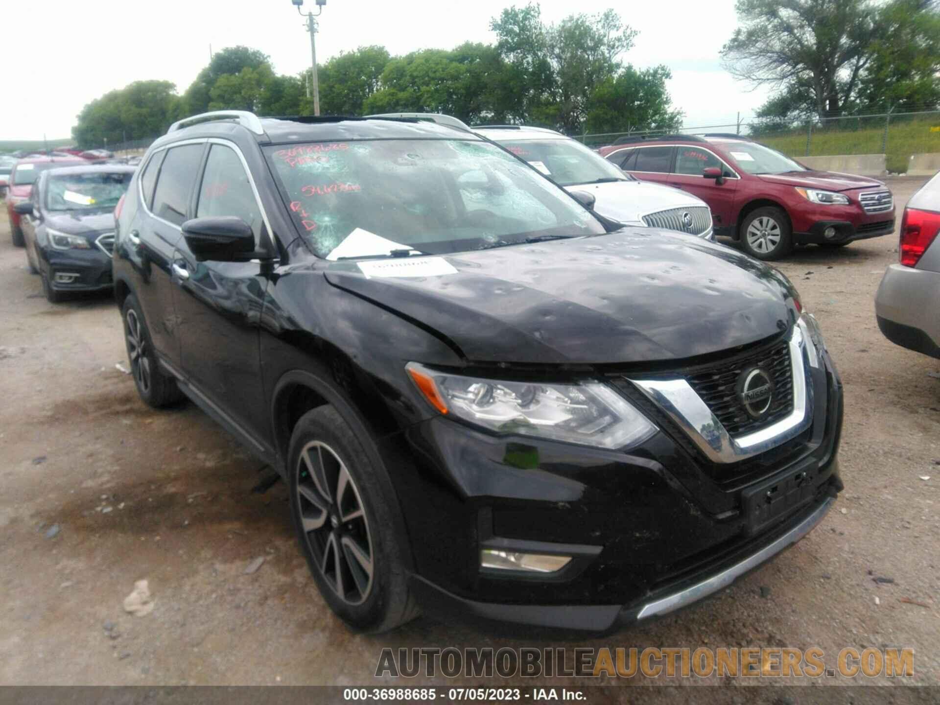 JN8AT2MV5JW342057 NISSAN ROGUE 2018