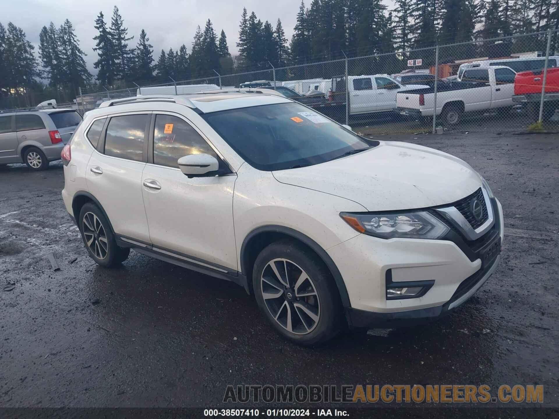 JN8AT2MV5JW342981 NISSAN ROGUE 2018