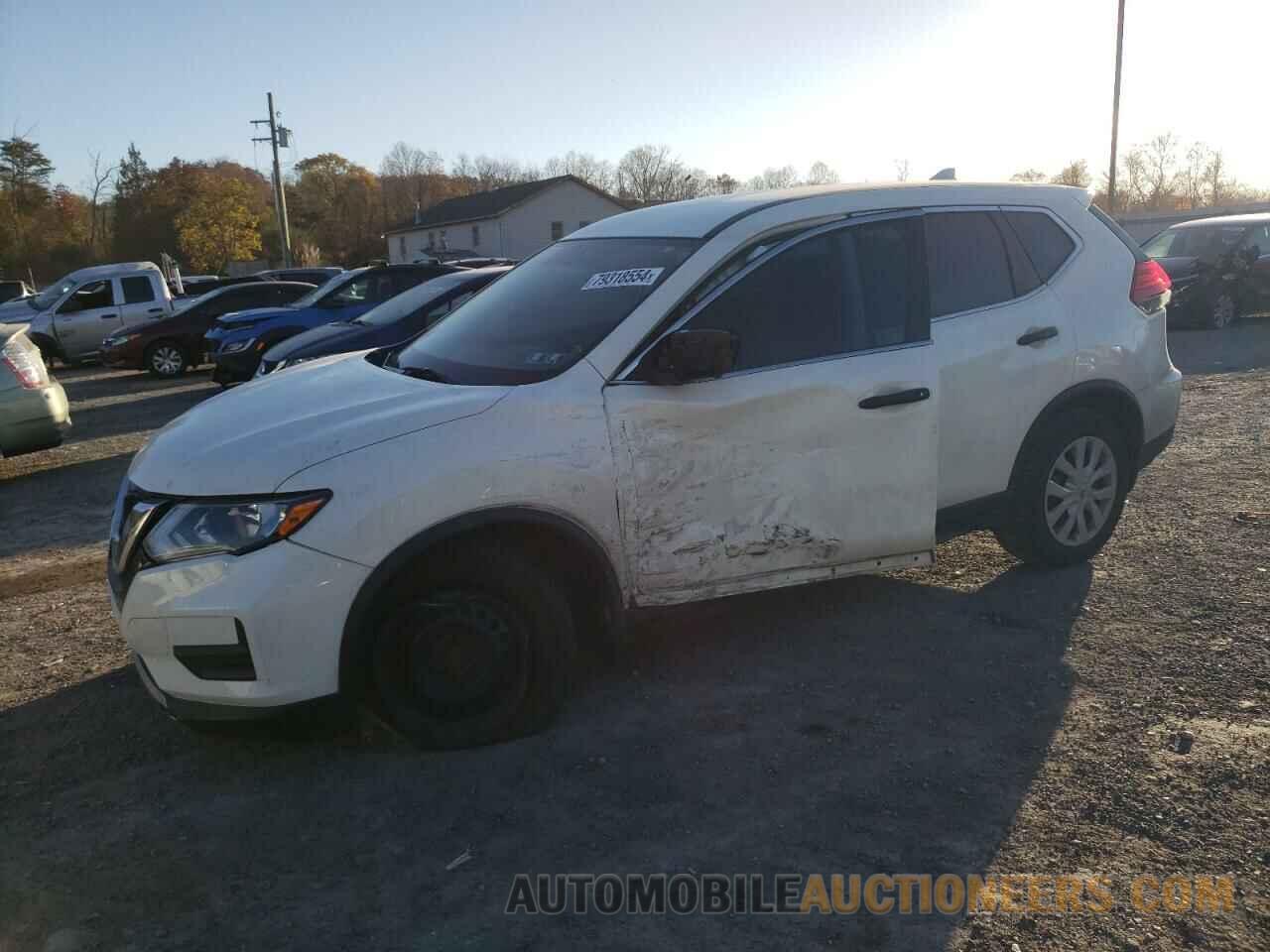 JN8AT2MV6HW014768 NISSAN ROGUE 2017