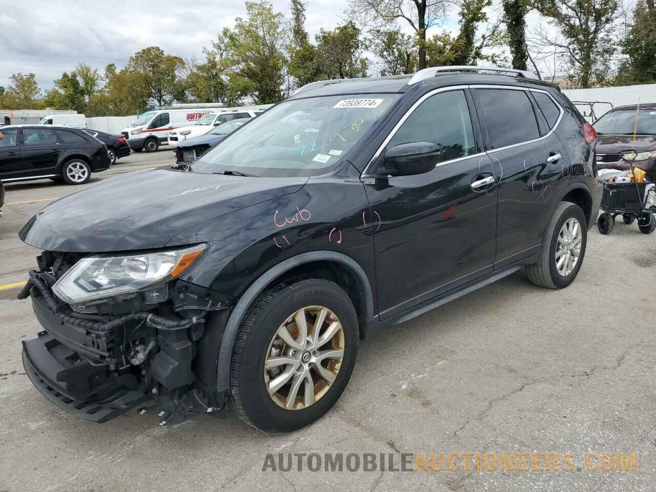 JN8AT2MV6HW258419 NISSAN ROGUE 2017