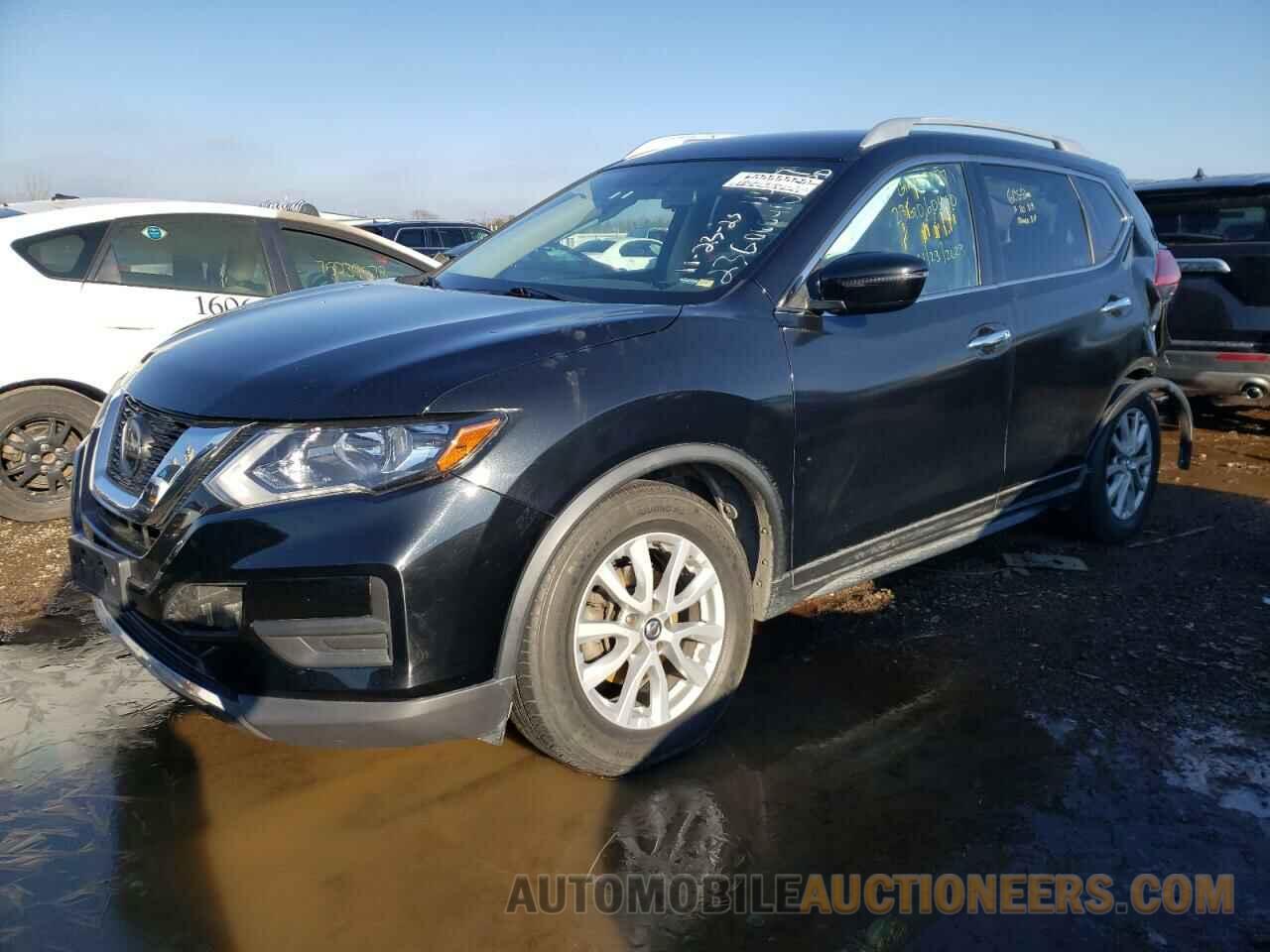 JN8AT2MV6JW310010 NISSAN ROGUE 2018