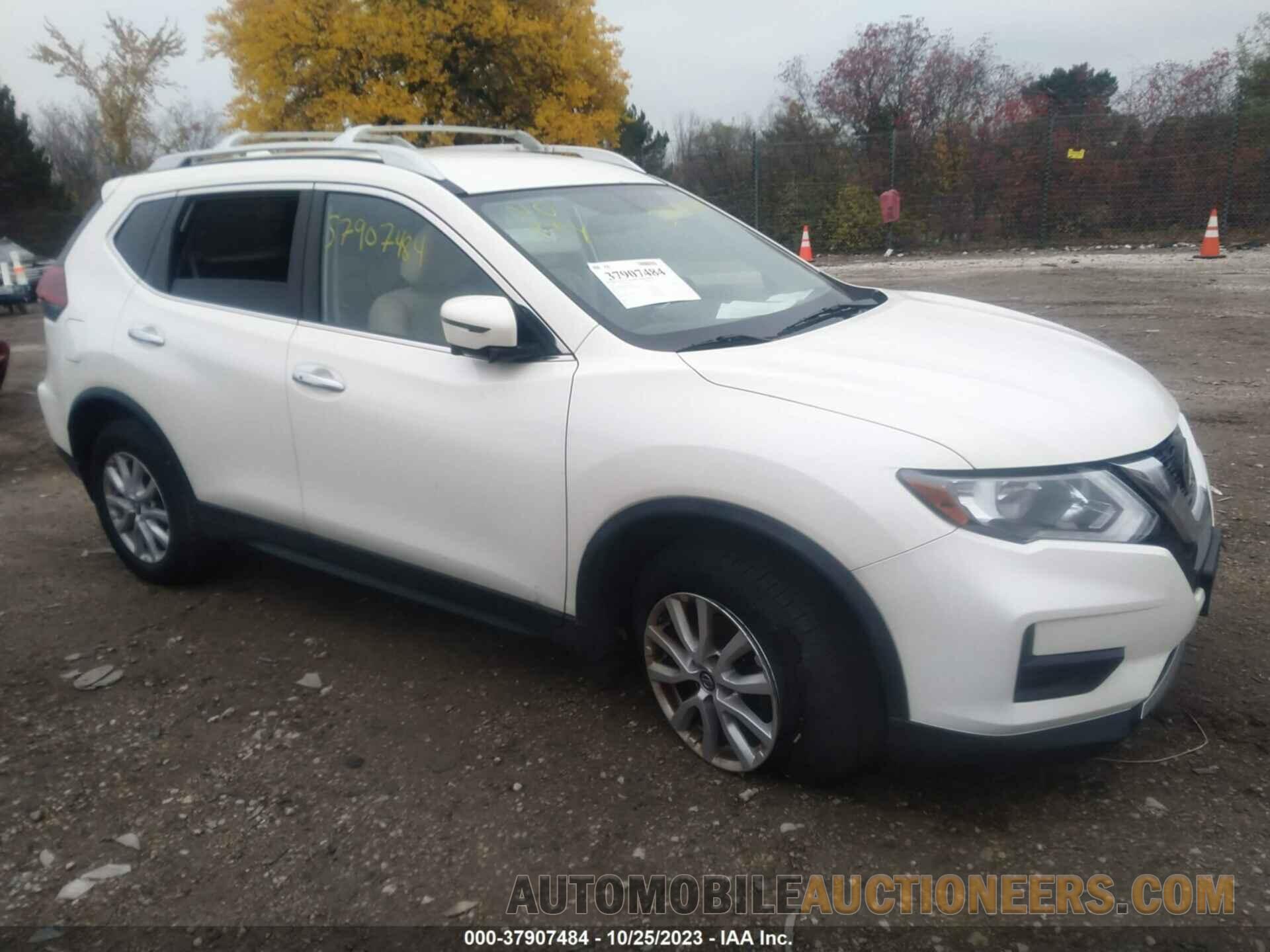 JN8AT2MV8JW308601 NISSAN ROGUE 2018