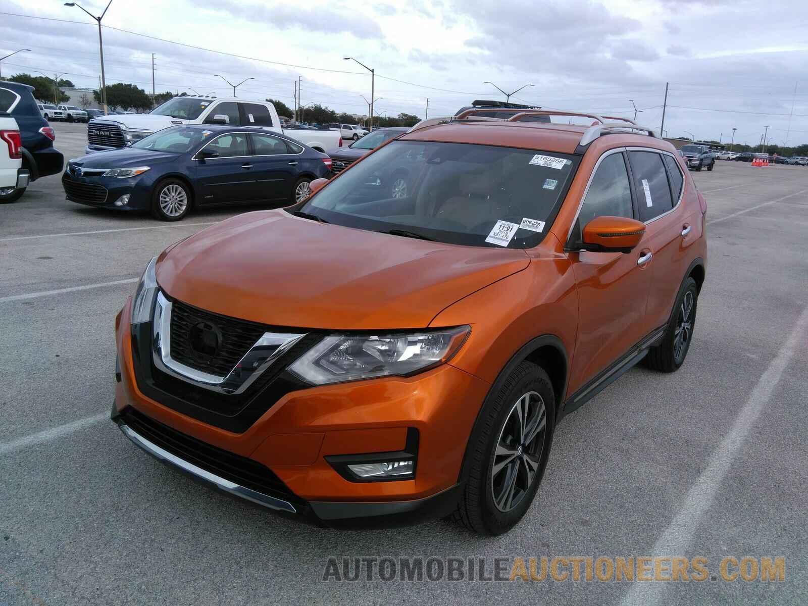 JN8AT2MV9JW318280 Nissan Rogue 2018