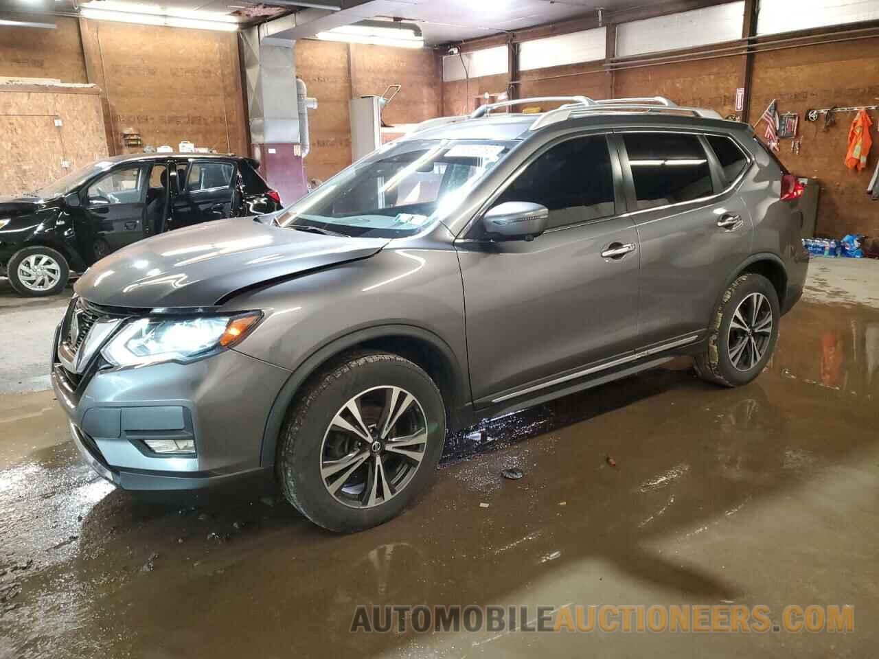 JN8AT2MVXJW321365 NISSAN ROGUE 2018