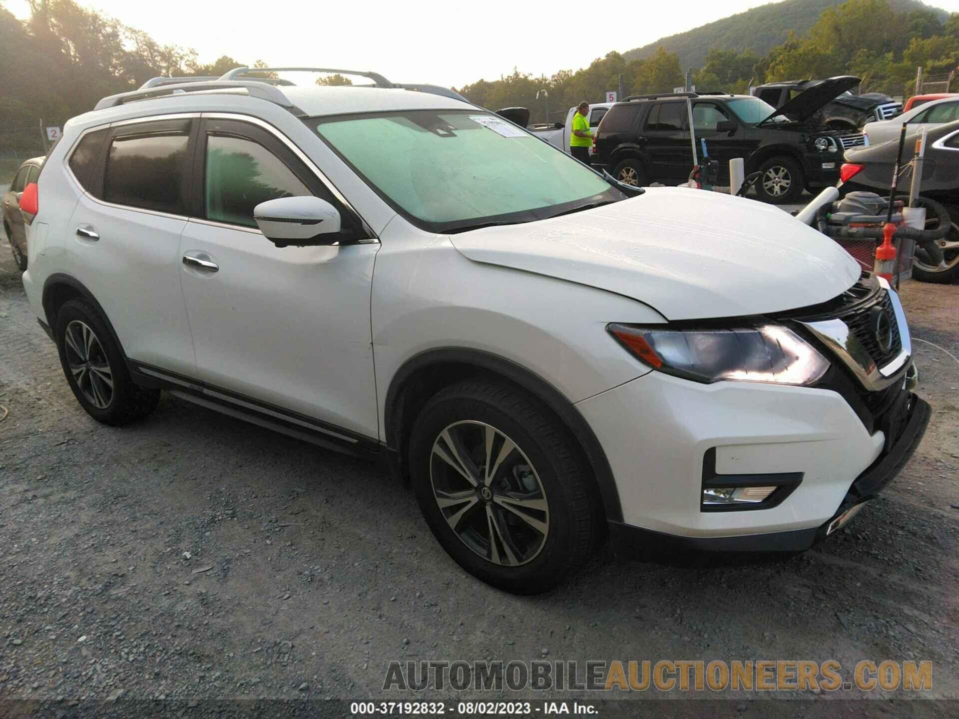 JN8AT2MVXJW322094 NISSAN ROGUE 2018