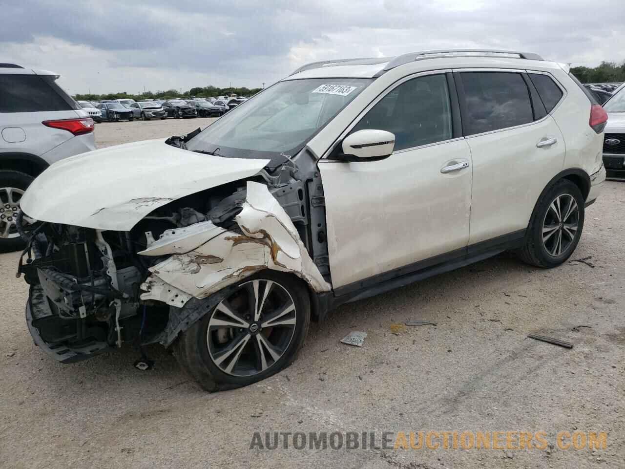 JN8BT27T3JW088900 NISSAN X-TRAIL 2018