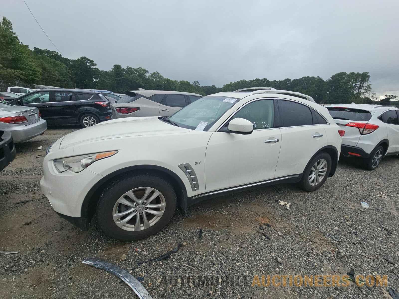 JN8CS1MU5GM130065 INFINITI  2016