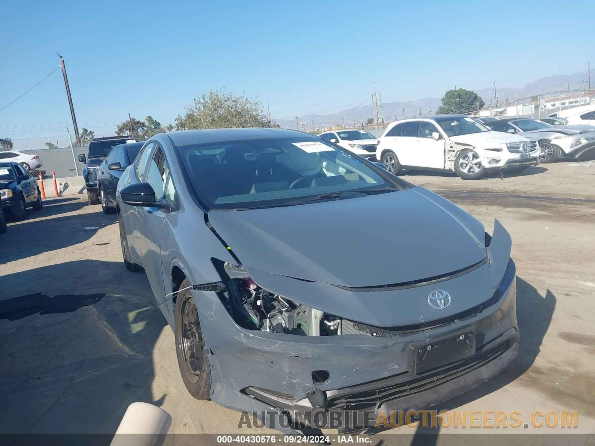 JTDACAAU4R3026843 TOYOTA PRIUS 2024