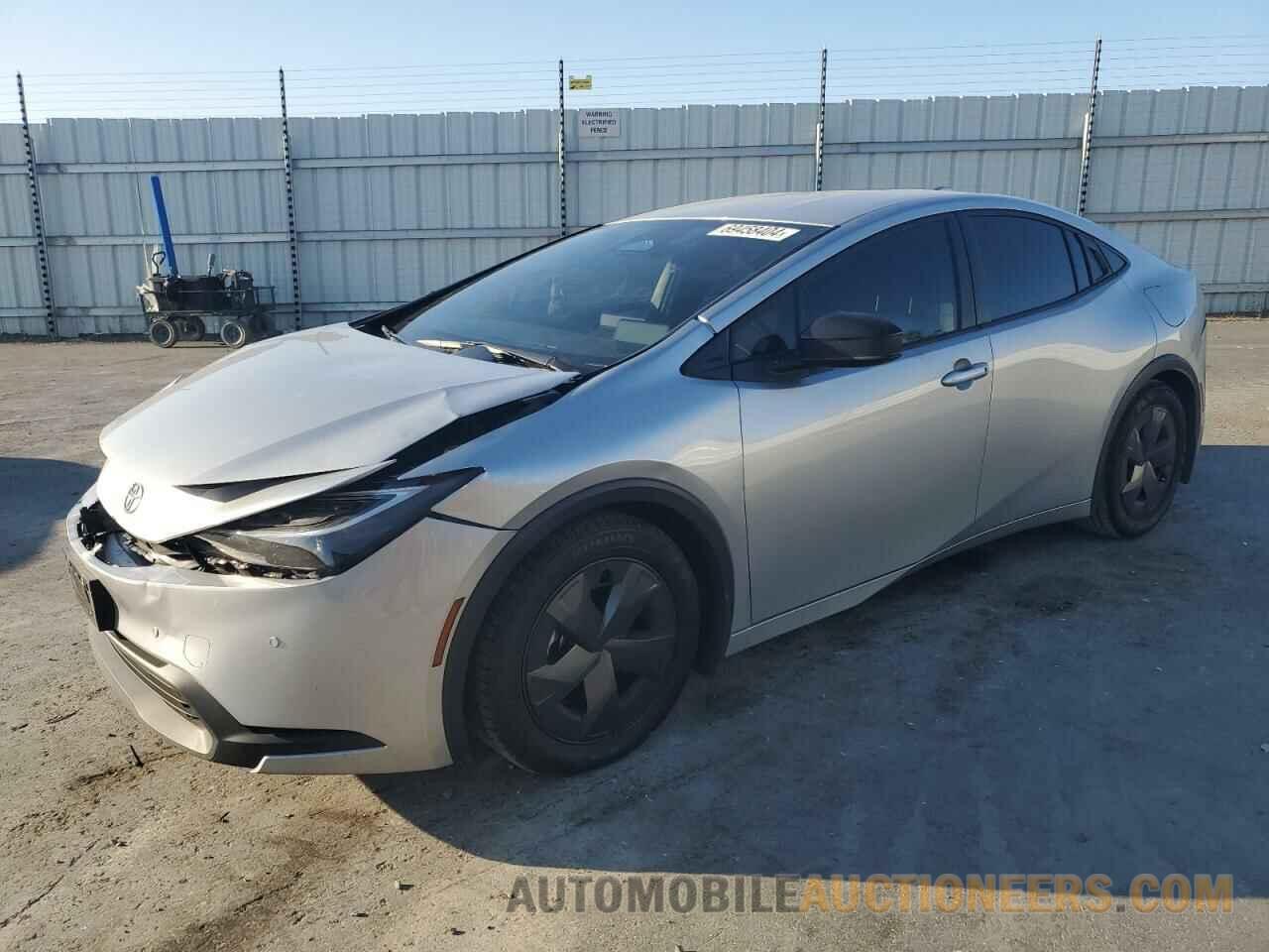 JTDACAAU9R3015613 TOYOTA PRIUS 2024