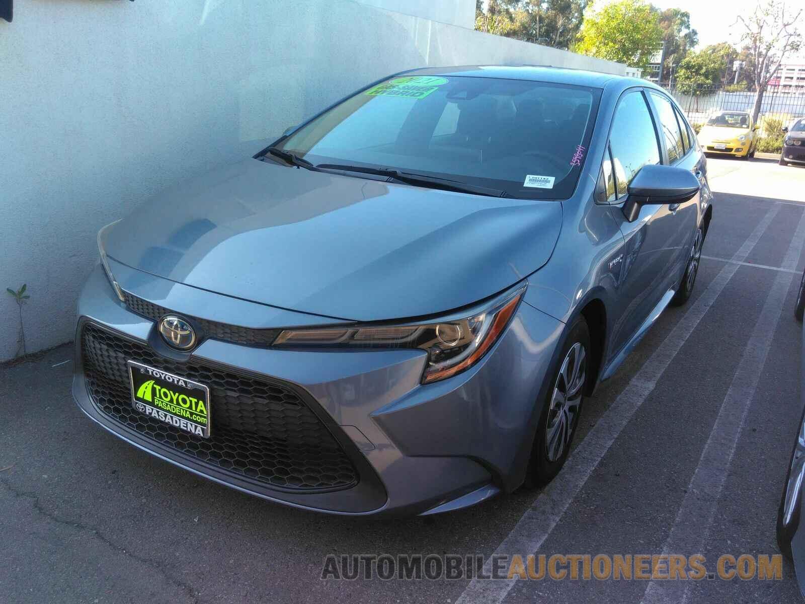 JTDEAMDE2MJ027796 Toyota Corolla 2021