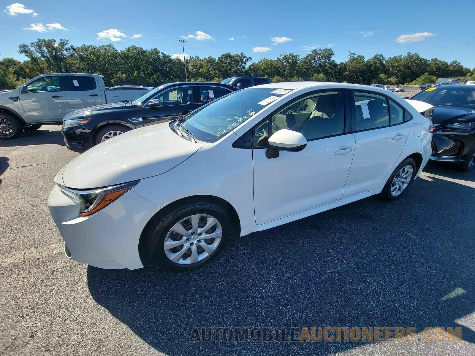 JTDEPMAE1MJ124734 Toyota Corolla LE 2021