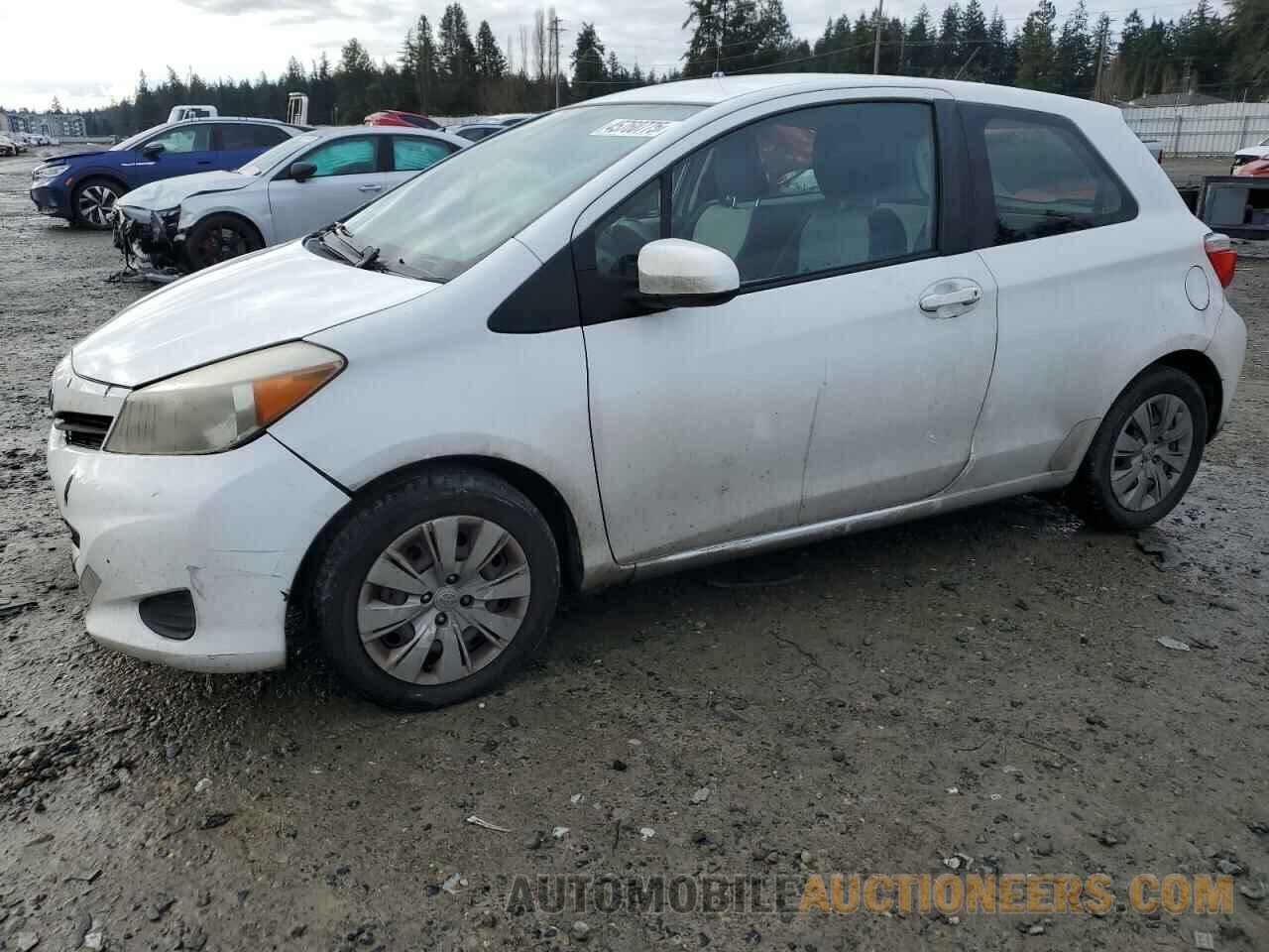 JTDJTUD37DD553587 TOYOTA YARIS 2013