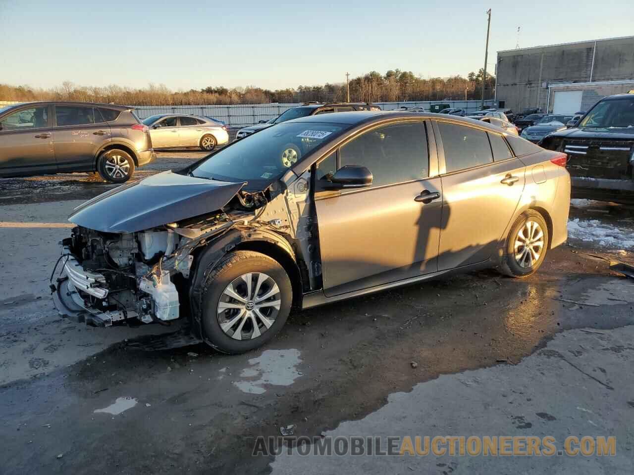 JTDKAMFPXN3212881 TOYOTA PRIUS 2022