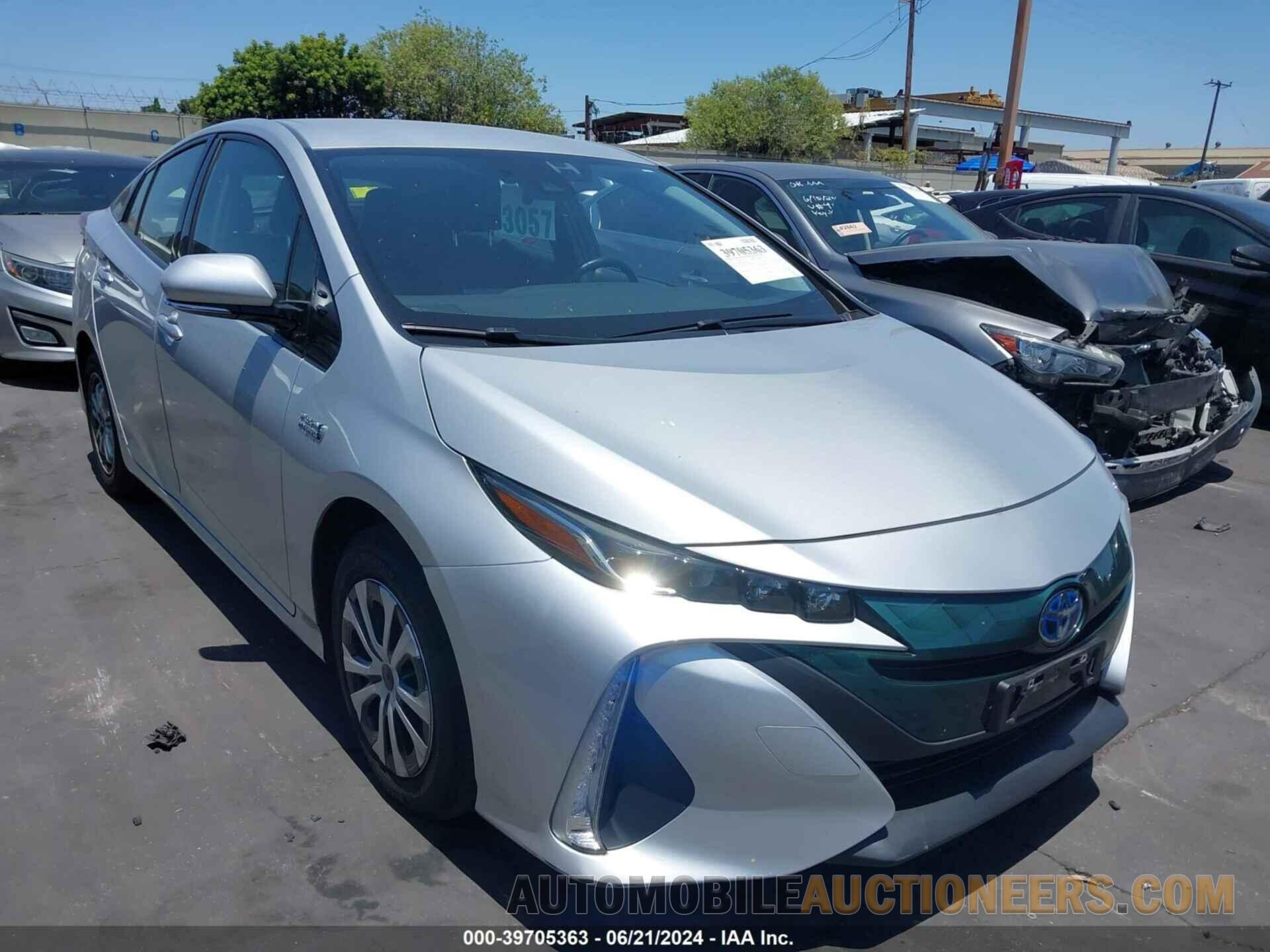 JTDKARFP0H3033878 TOYOTA PRIUS PRIME 2017