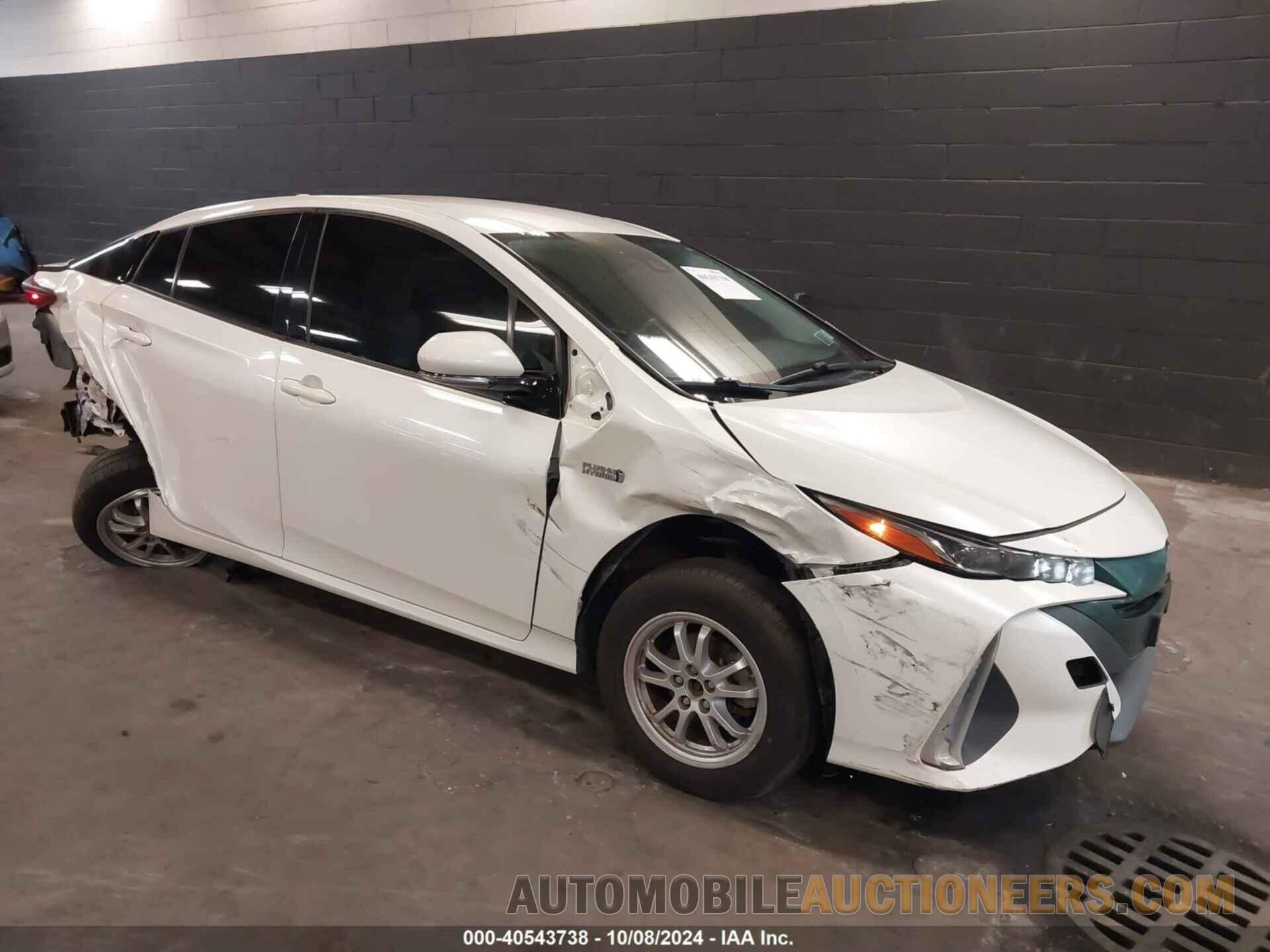 JTDKARFP0H3060689 TOYOTA PRIUS PRIME 2017