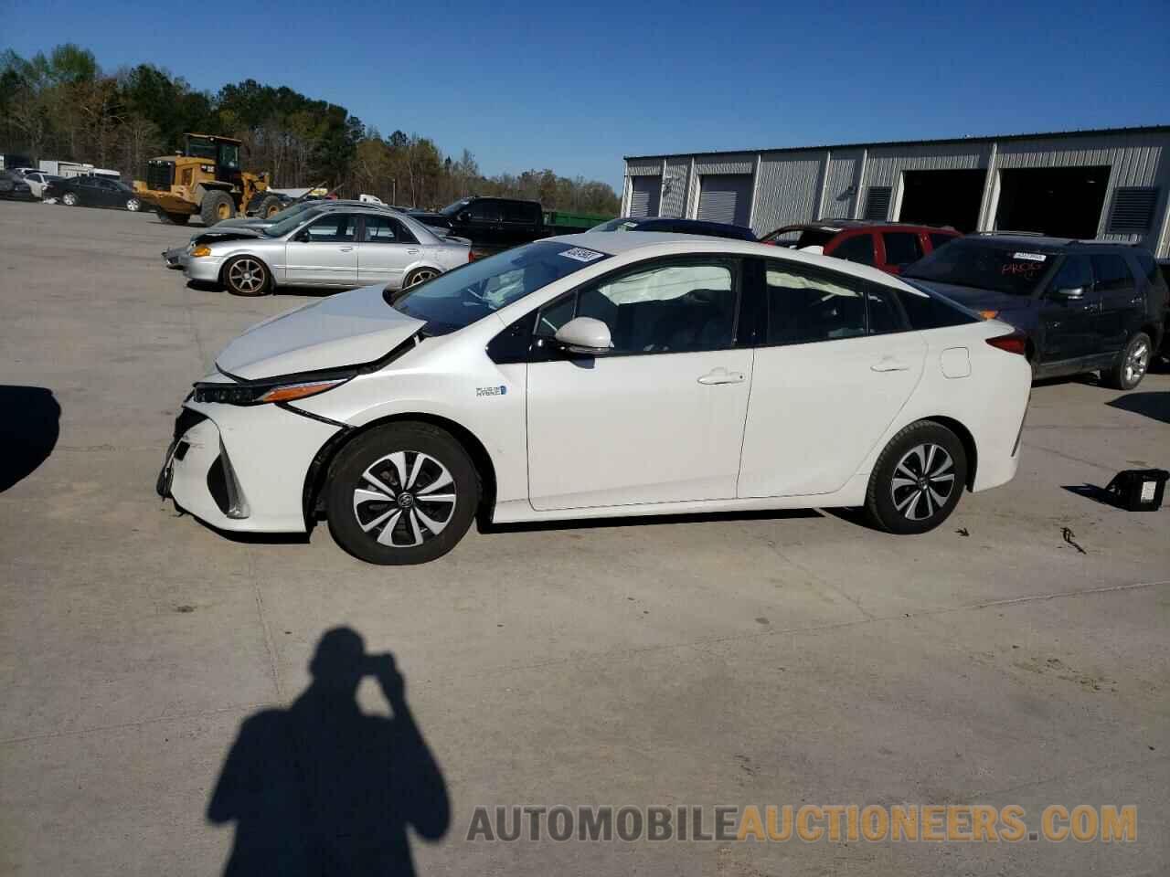 JTDKARFP0J3093147 TOYOTA PRIUS 2018