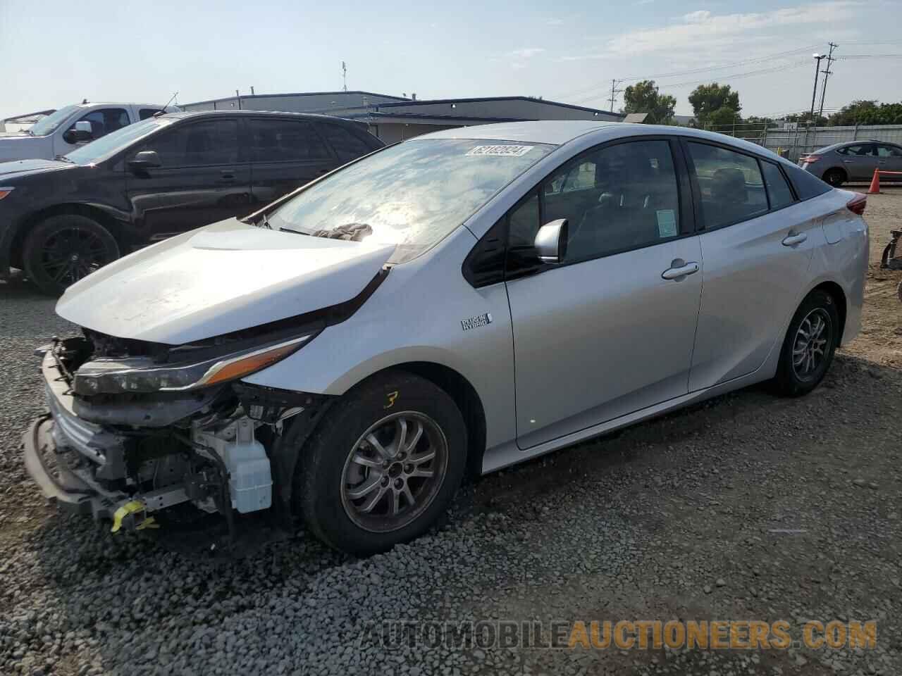 JTDKARFP1H3064329 TOYOTA PRIUS 2017