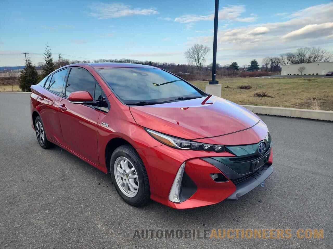 JTDKARFP1J3084229 TOYOTA PRIUS 2018