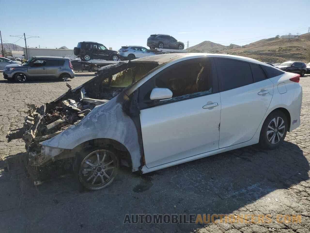 JTDKARFP1J3102664 TOYOTA PRIUS 2018