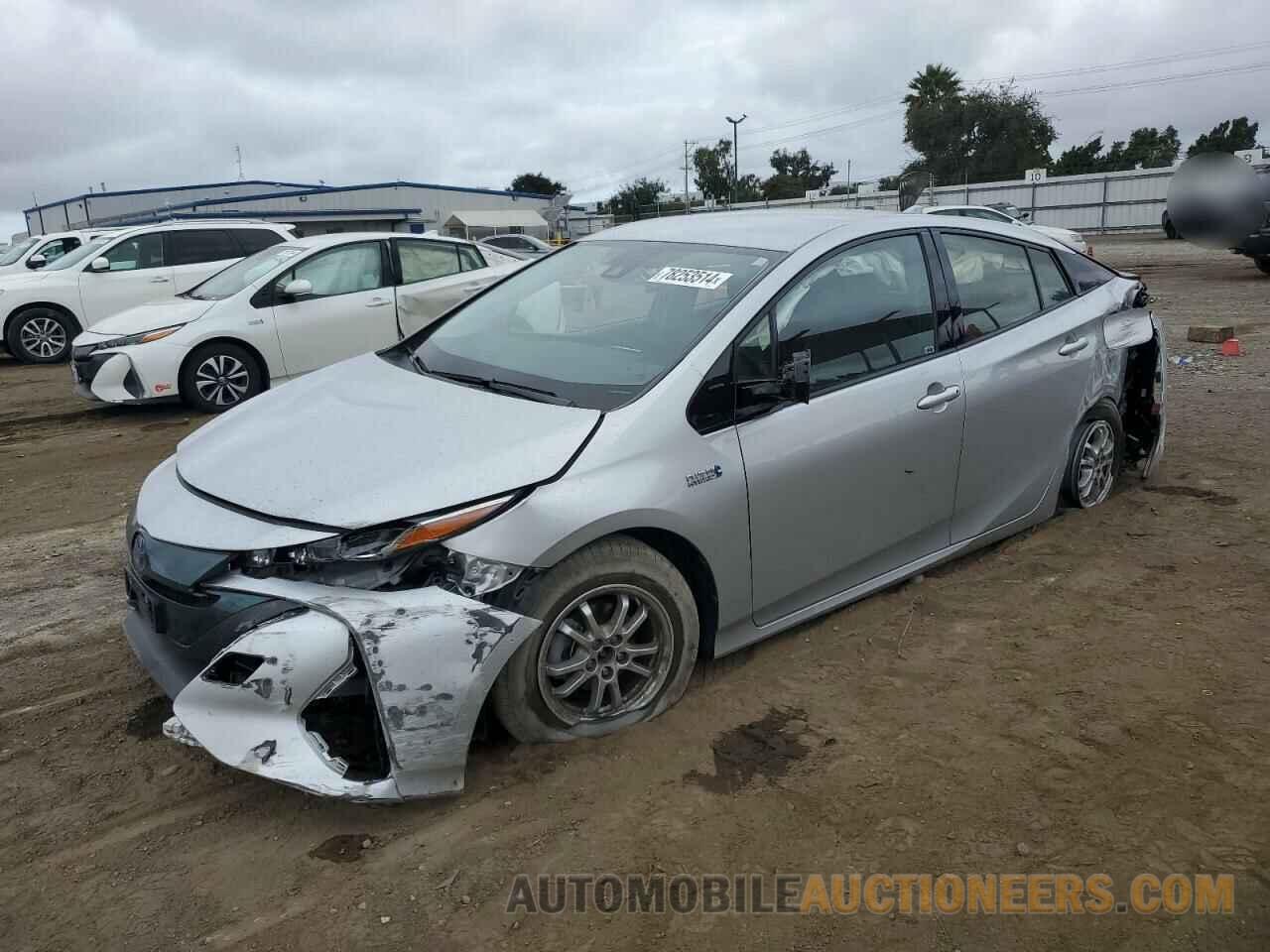 JTDKARFP2H3022123 TOYOTA PRIUS 2017