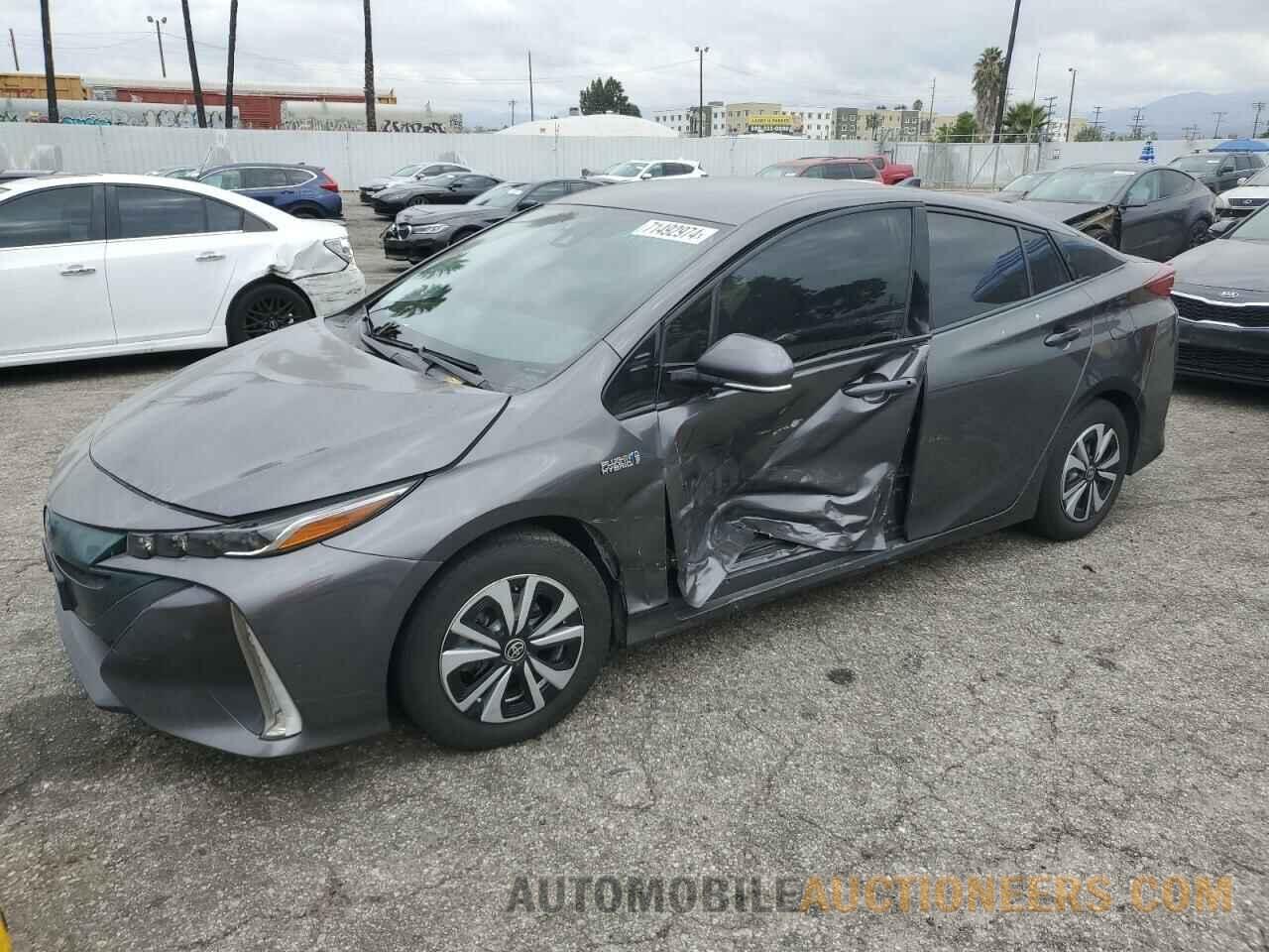 JTDKARFP2J3079881 TOYOTA PRIUS 2018