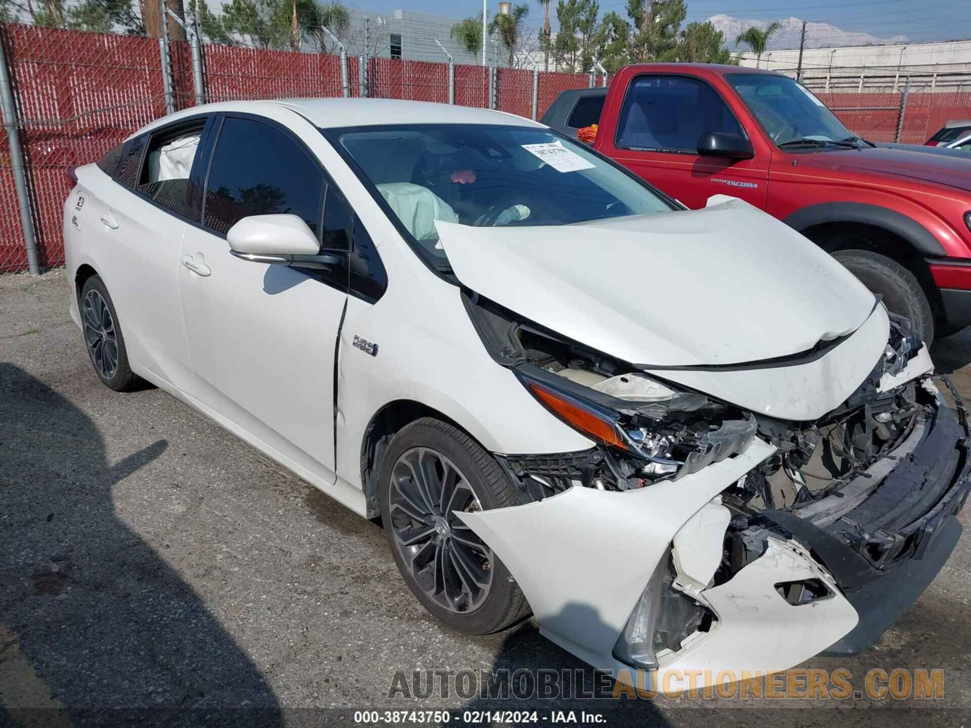 JTDKARFP2J3085082 TOYOTA PRIUS PRIME 2018