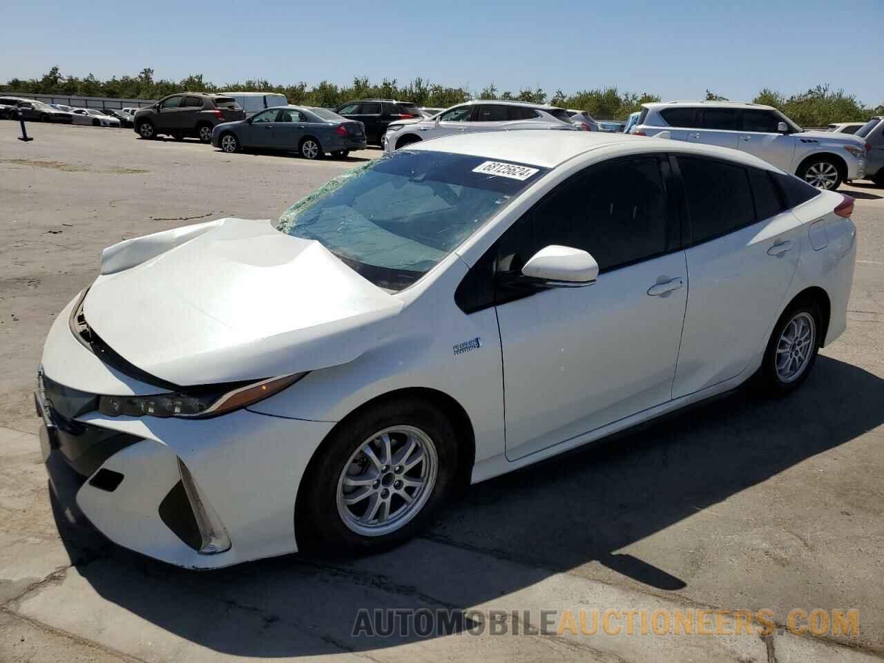 JTDKARFP3J3077380 TOYOTA PRIUS 2018